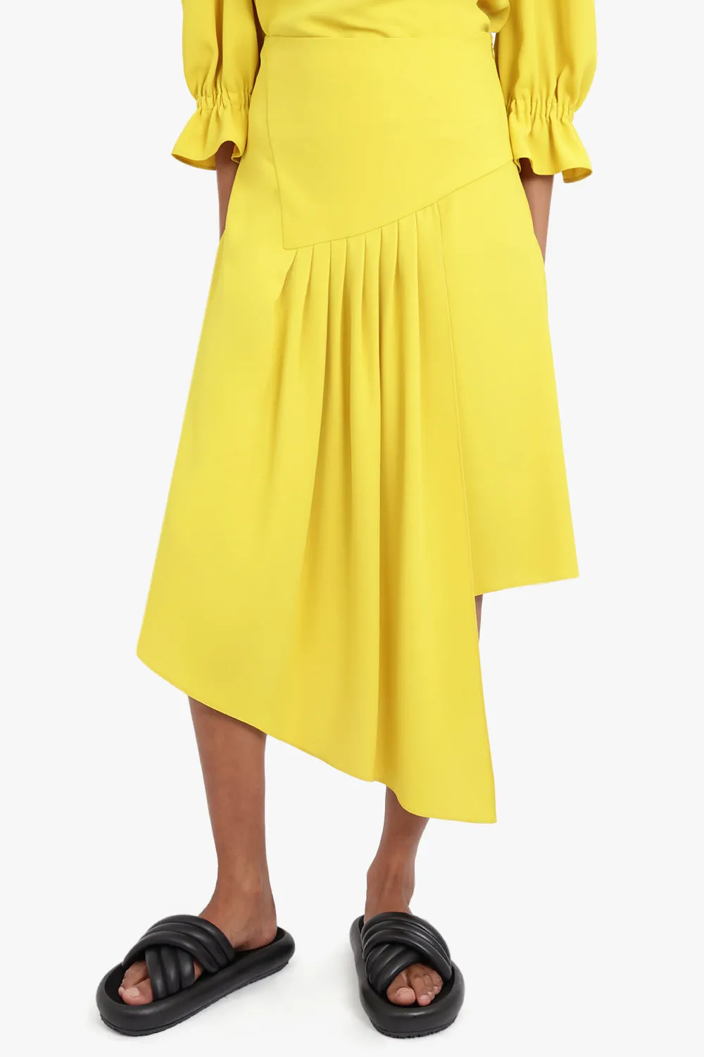 FLUID ASYMMETRIC SPLIT SKIRT YELLOW