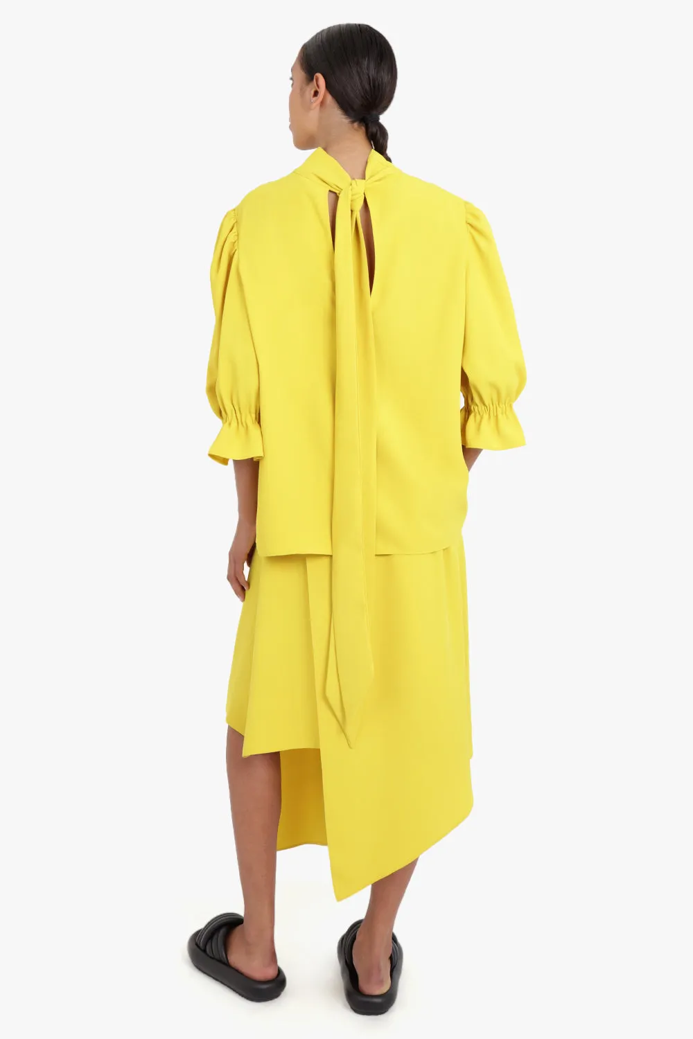 FLUID ASYMMETRIC SPLIT SKIRT YELLOW